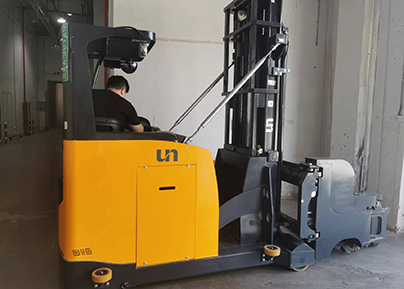 杭州冷庫(kù)運(yùn)營(yíng)出租人工叉車圖片