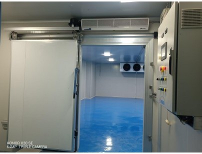 艾美科健物管部2-8℃酶載體樹脂材料專用冷庫工程案例